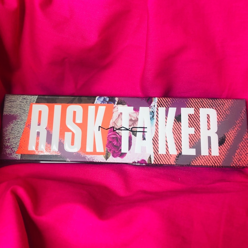 MAC Risk Taker Palette - Picture 2 of 2